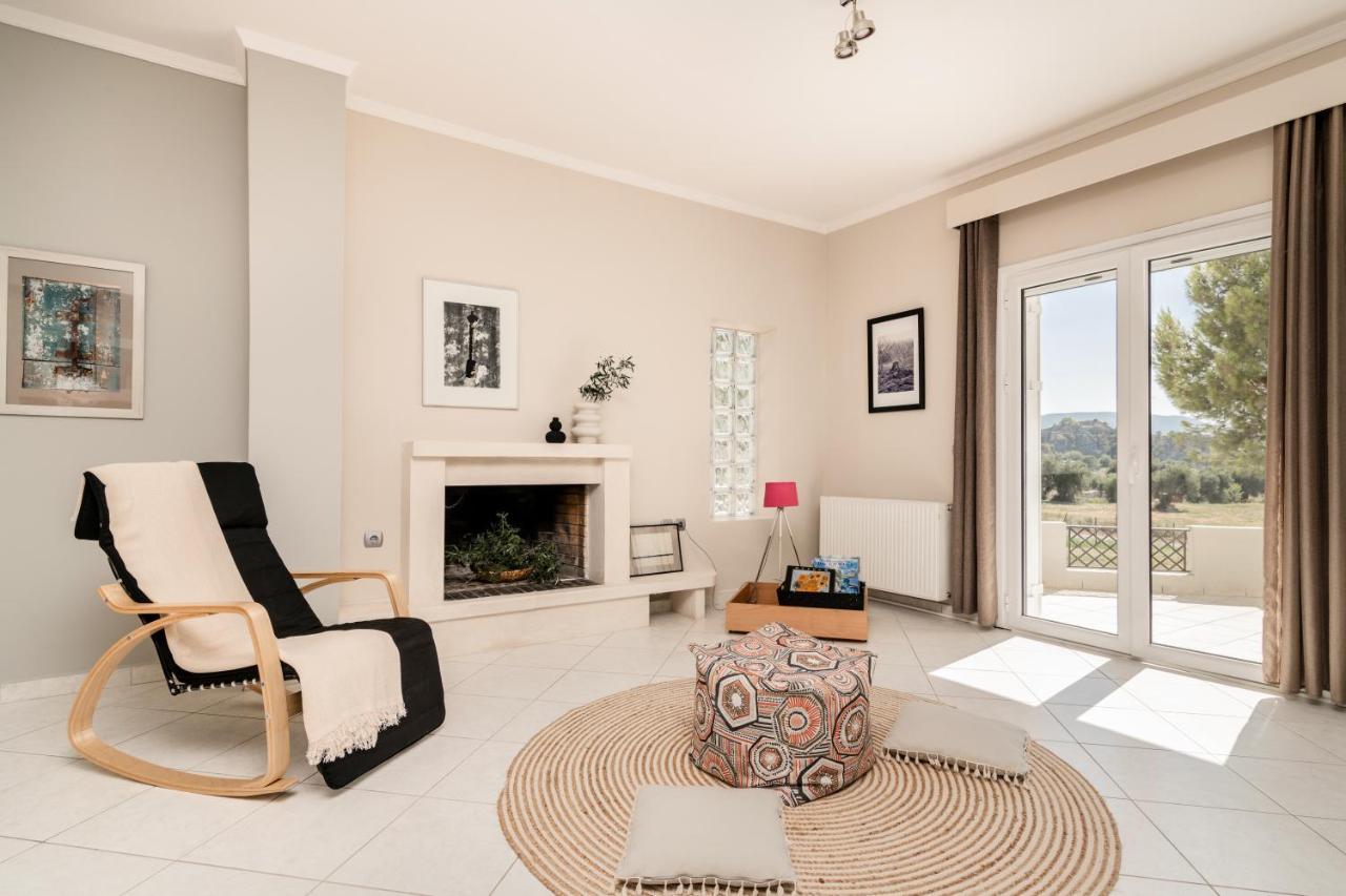 Zavria Homing Selection Ferienhaus Argassi